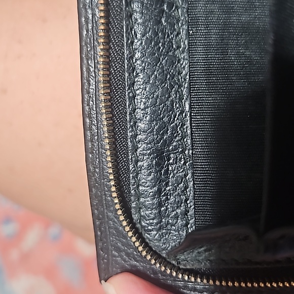 Gucci tri fold long wallet - Picture 15 of 15